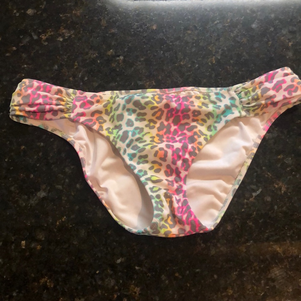 VS bikini bottoms